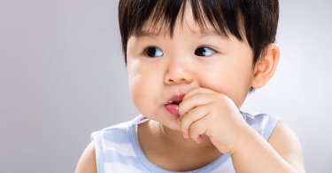 副食品必經之路：手指食物的練習