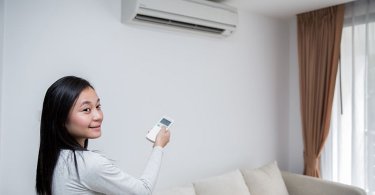 電費貴鬆鬆，變頻冷氣能省電省荷包？