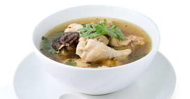 【電鍋料理】冬至進補，免廚藝就能做：肉骨茶香菇雞肉湯