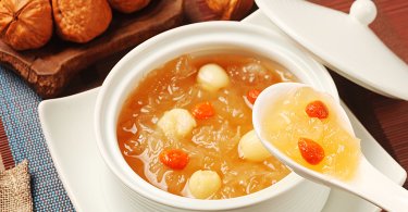 銀耳,白木耳,白木耳功效,銀耳蓮子湯,蓮子湯,白木耳料理,低gi食譜,燕窩,