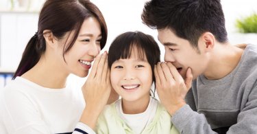 孩子總是聽你的？心理師：為成全父母的情緒勒索！