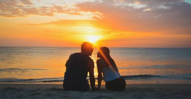 生完小孩後夫妻關係大考驗，怎麼找回熱戀的感覺？